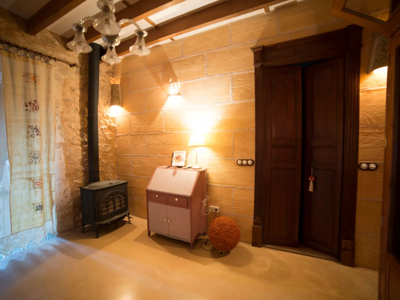 Jedes Ferienhaus mit Garten und Schwimmbad-Image-tags.info