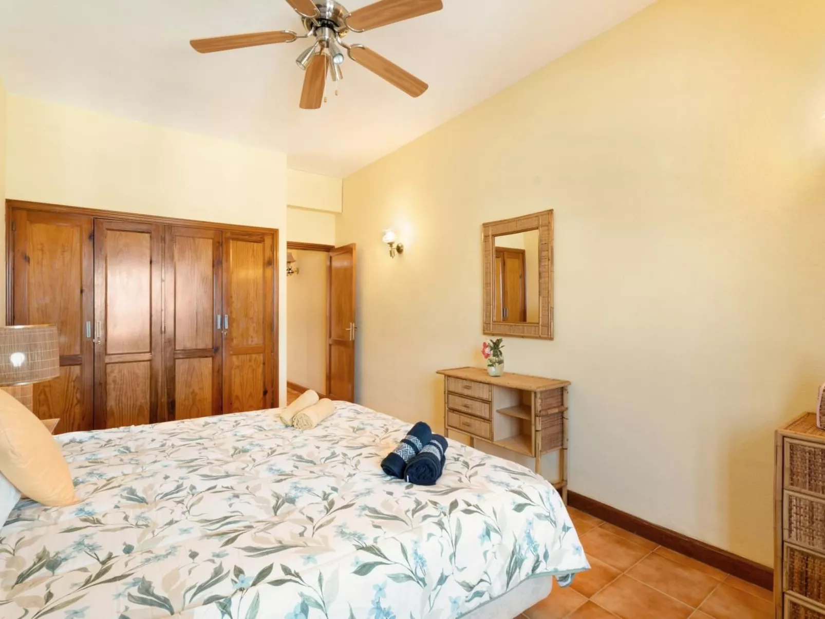 Panoramica Los Gigantes Meerblick-Binnen