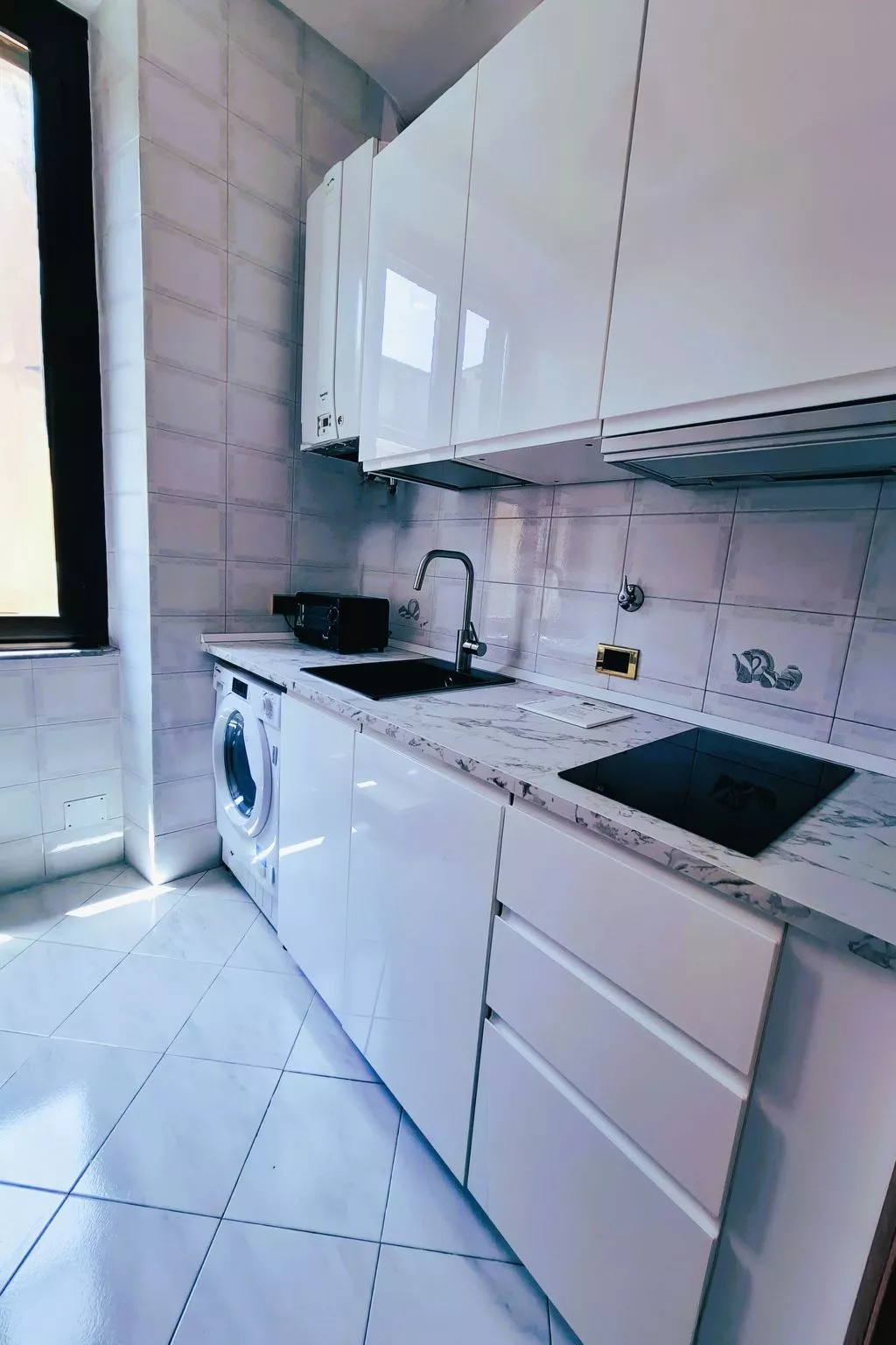 'Rhome Sweet Rhome-Image-tags.info