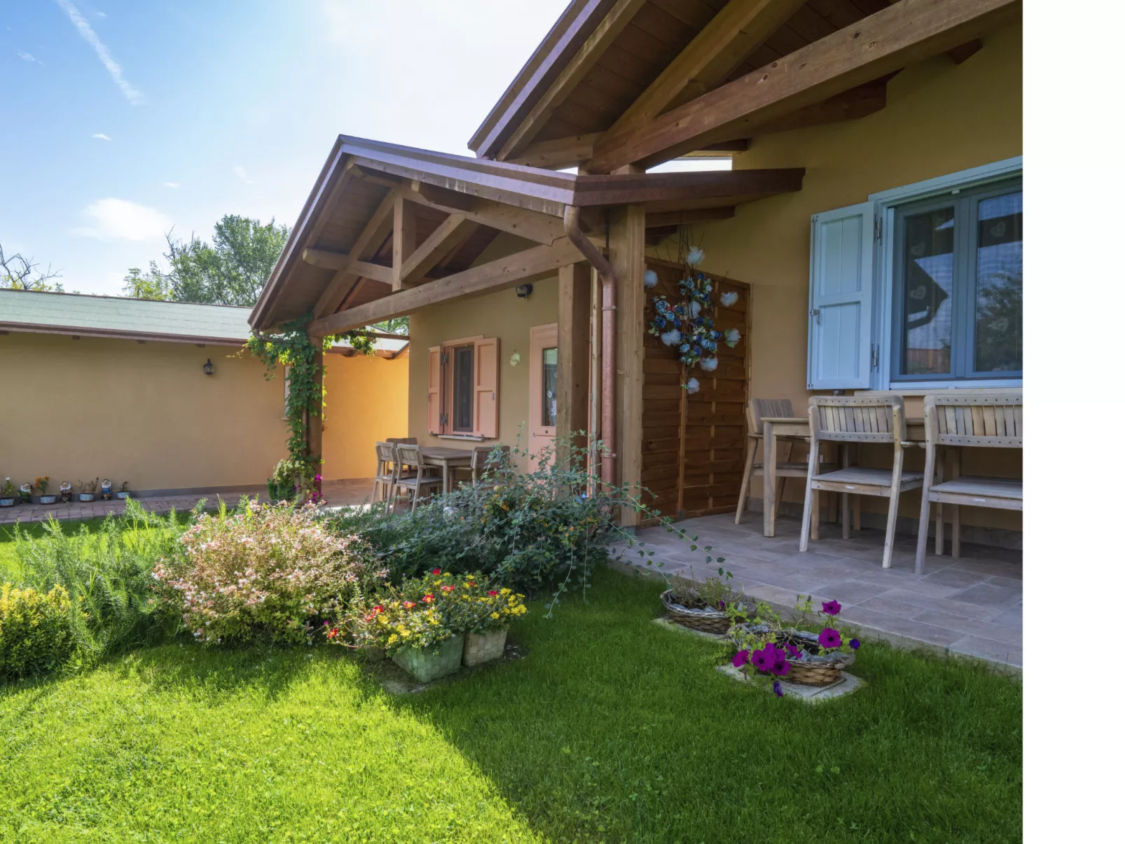 'Hortus la azurra'-Buiten