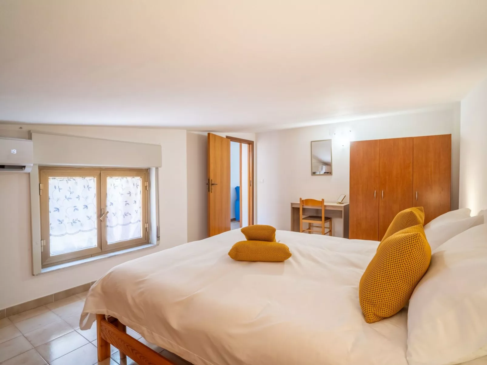 'Margaret's house-Image-tags.info