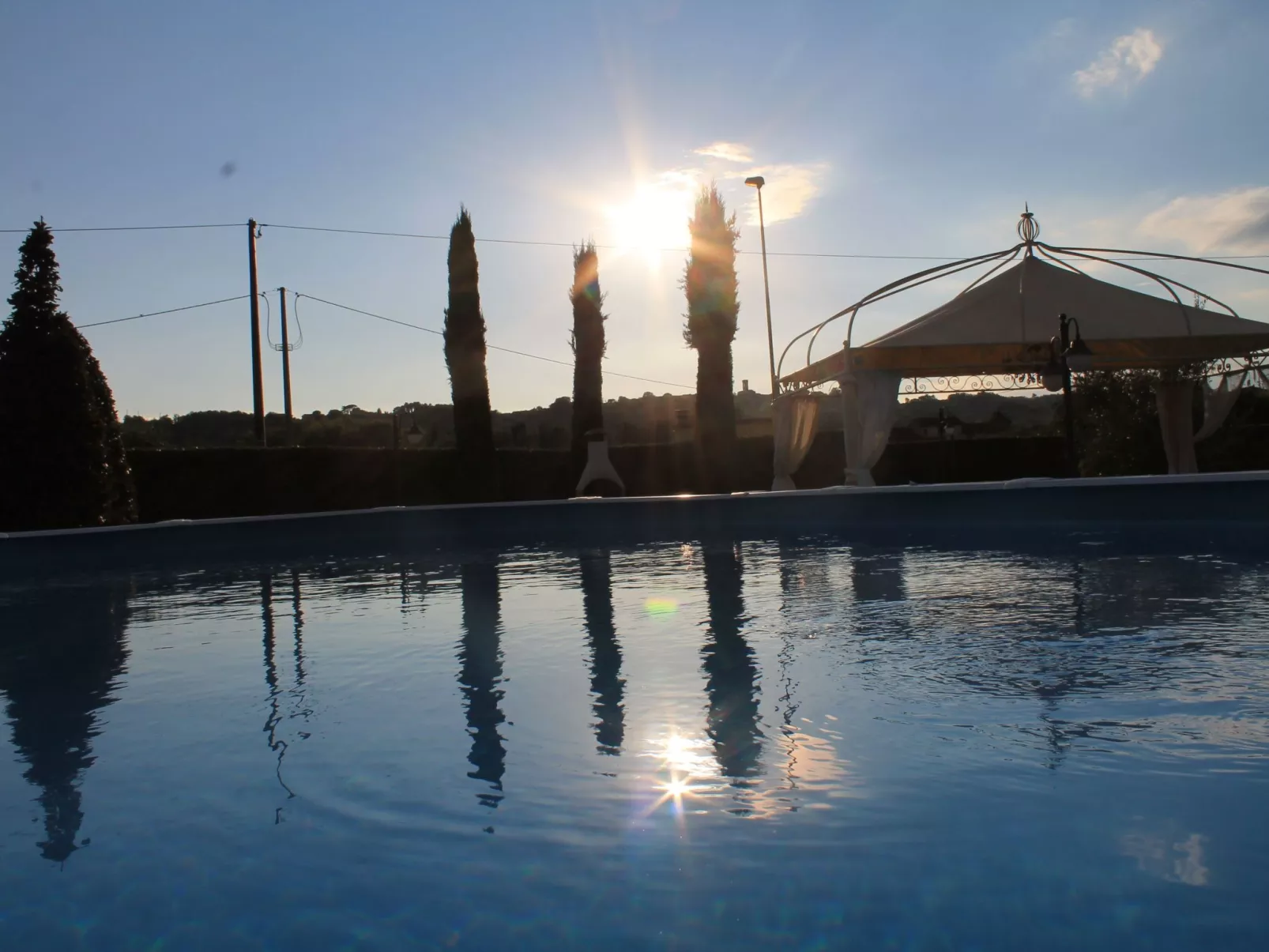 La Valinfiore Luxuswohnung mit Pool-Buiten