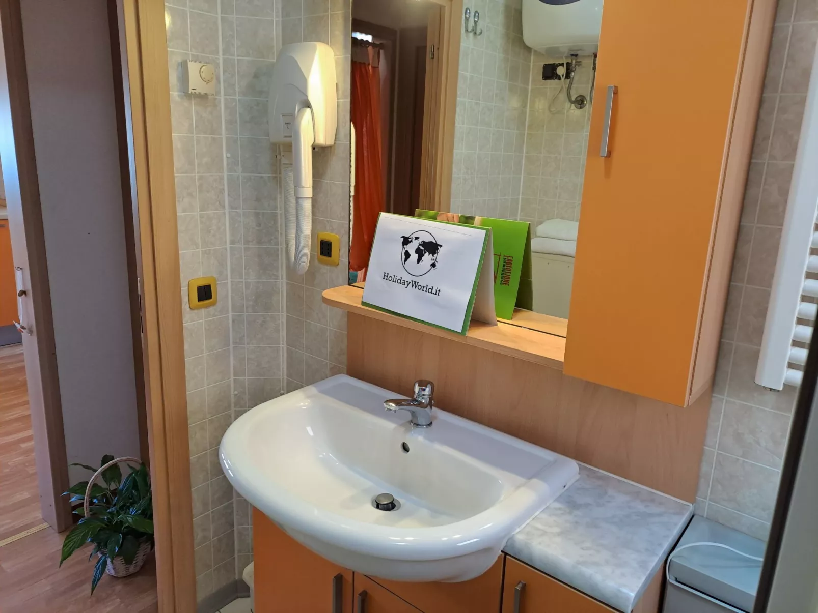 Golden Beach bei Holiday World-Binnen