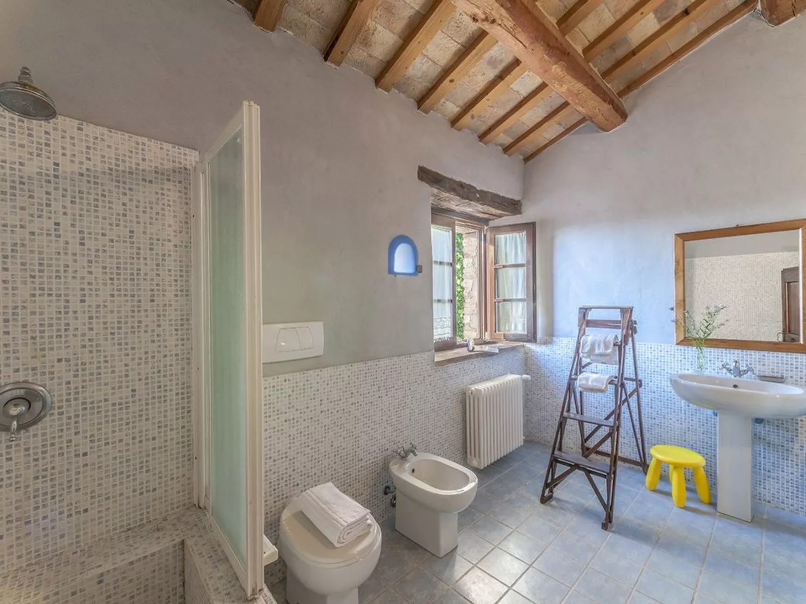 Ferienvilla 'Checello' mit privatem Pool-Binnen