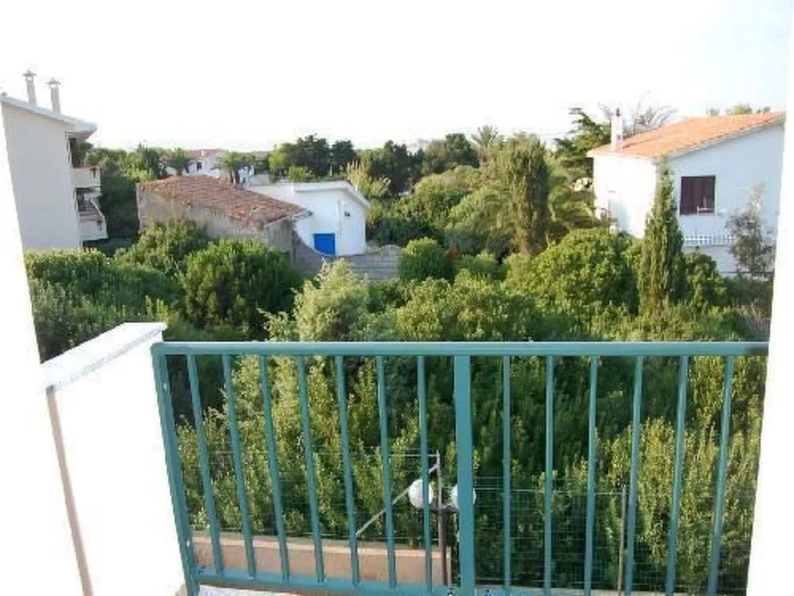 Unterkunft mit Terrasse am Meer-Image-tags.info