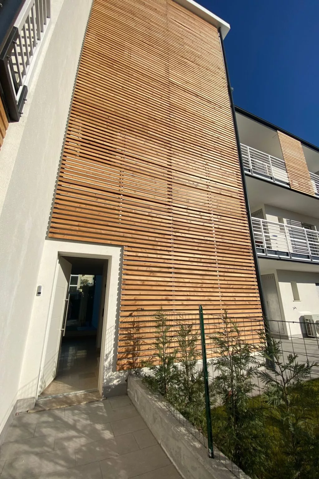 Wohnung 'Vanessa' mit Terrasse-Buiten