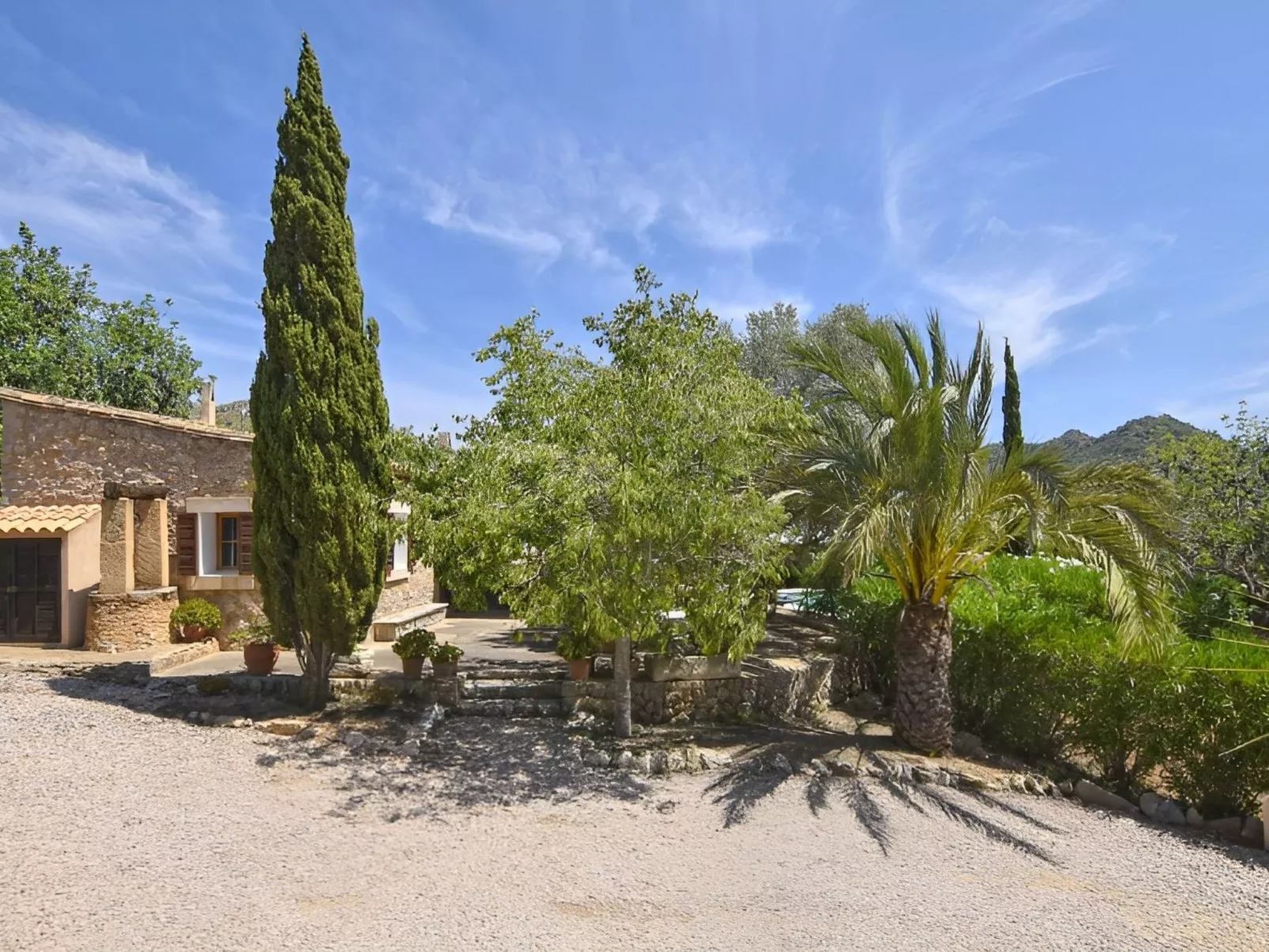 Finca mit Bergblick, Schwimmbad und Klimaanlage.-Buiten