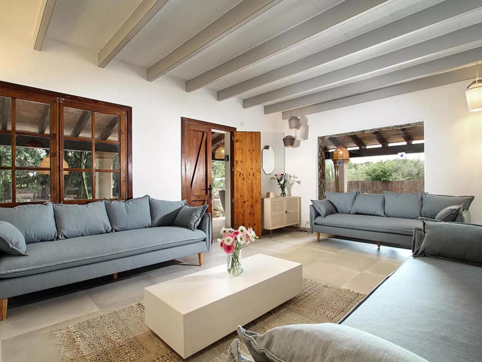 Spektakuläre neu renovierte Villa in Pollensa-Binnen