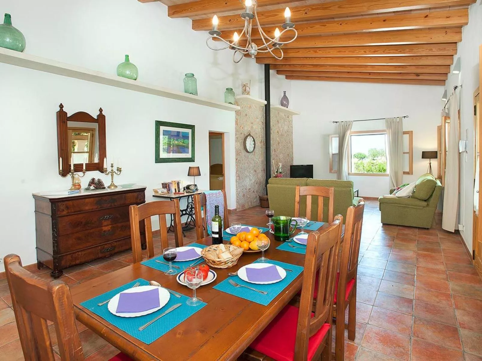 Schönes Ferienhaus in Alcúdia mit Großem Pool-Binnen