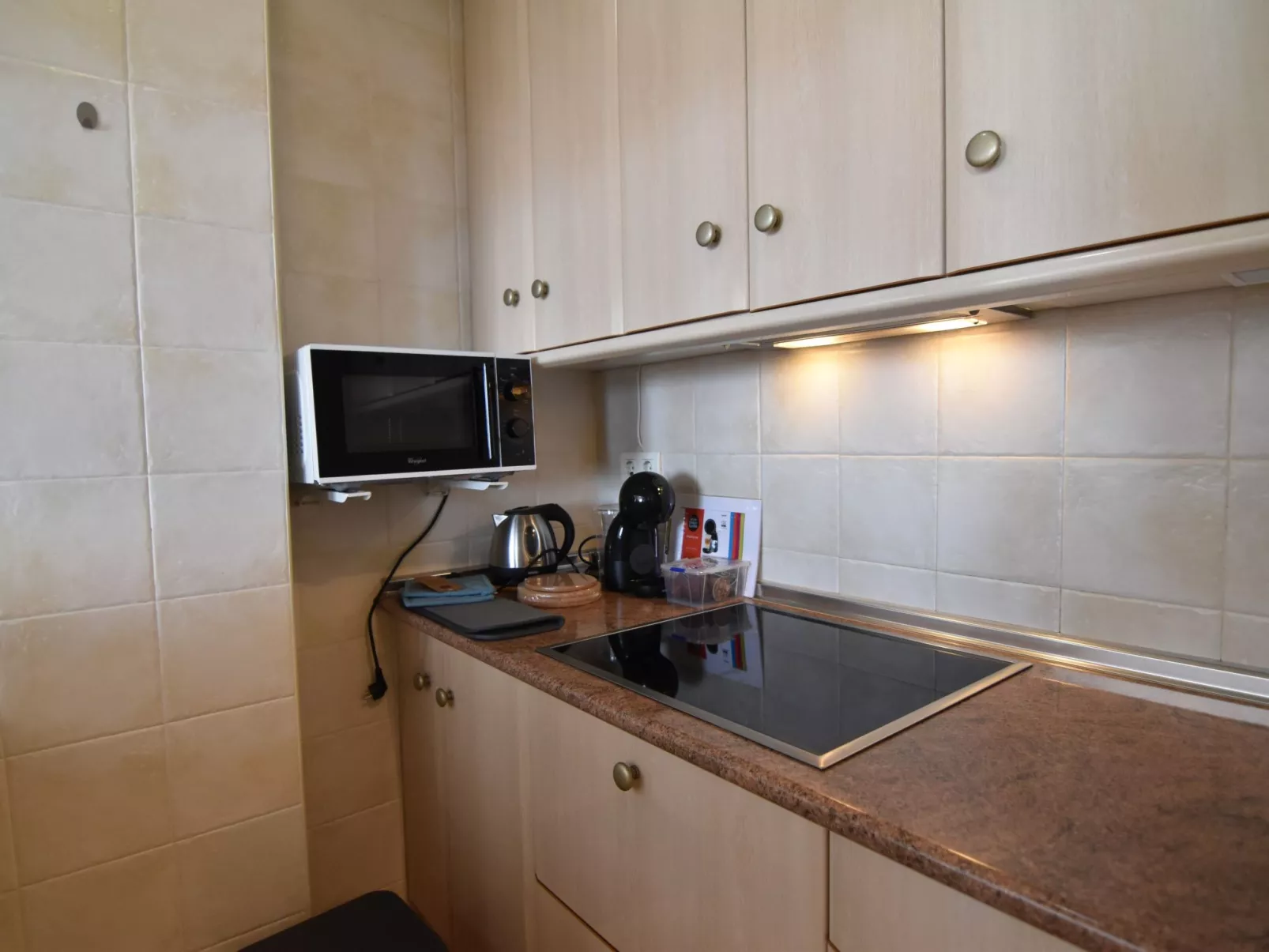 Studio Europa beachfront-Binnen