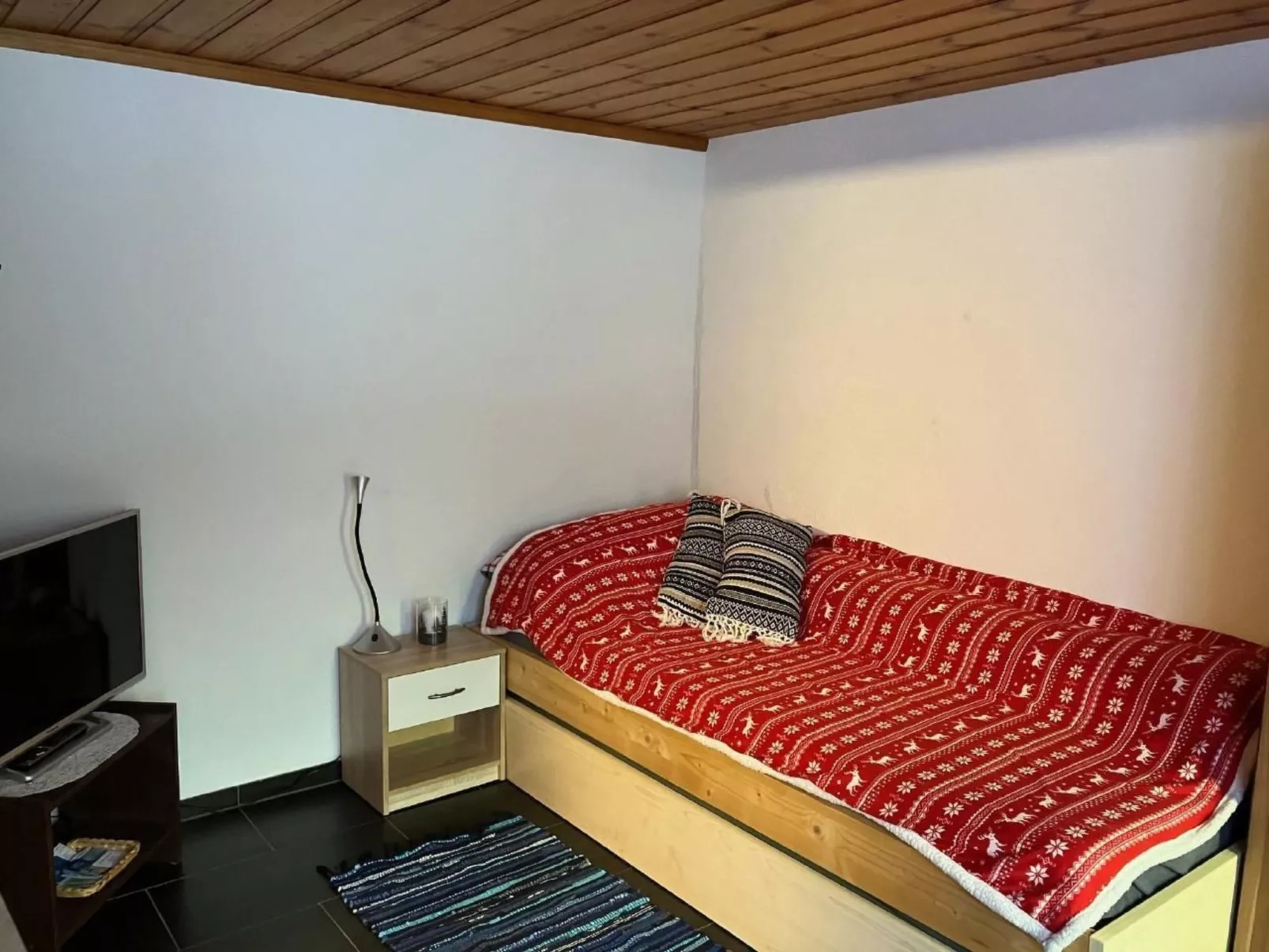 Gemütliches SINGLE-Studio-Image-tags.info