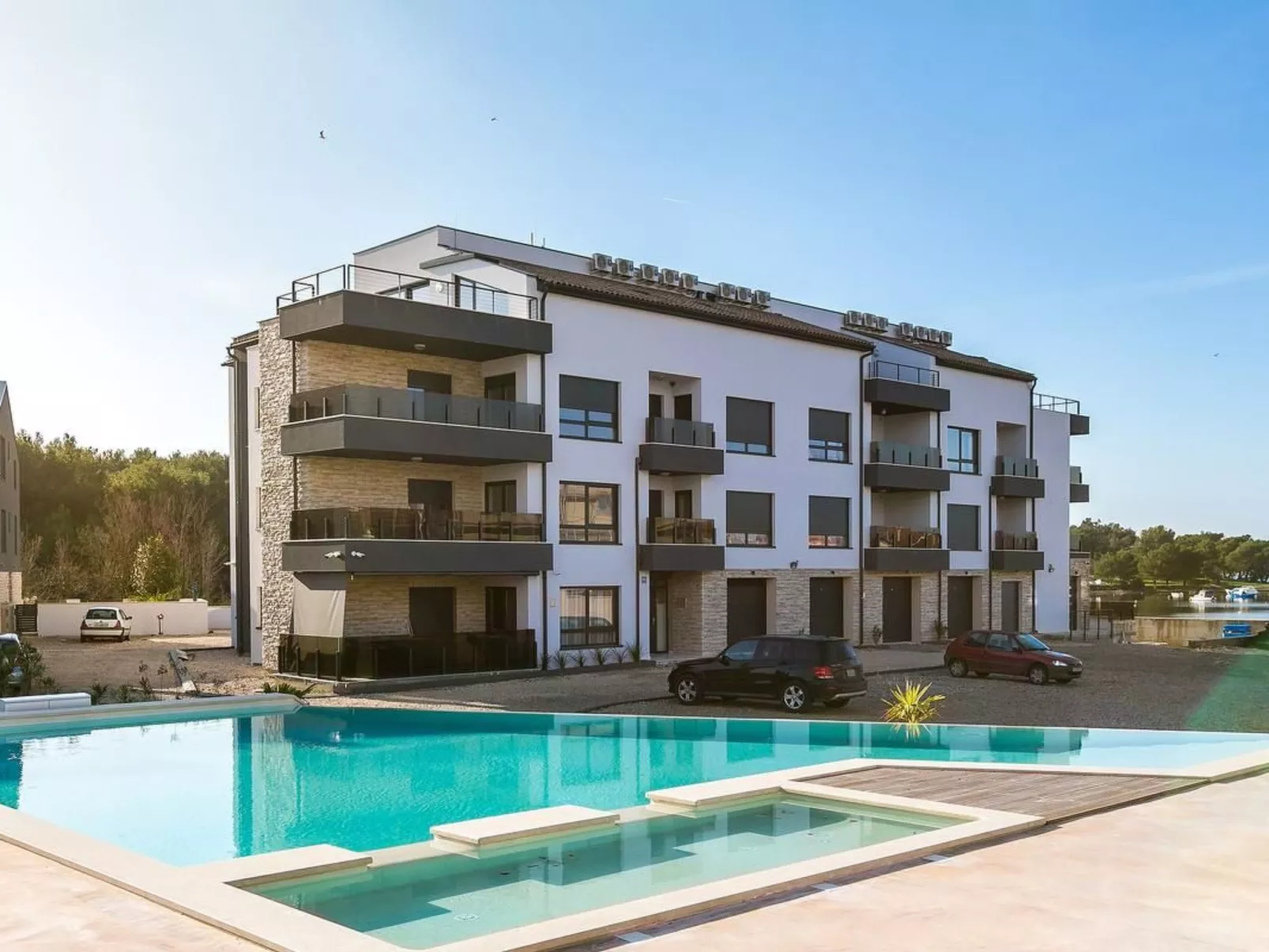 Für 4 Personen ca. 80m, in Medulin-Buiten