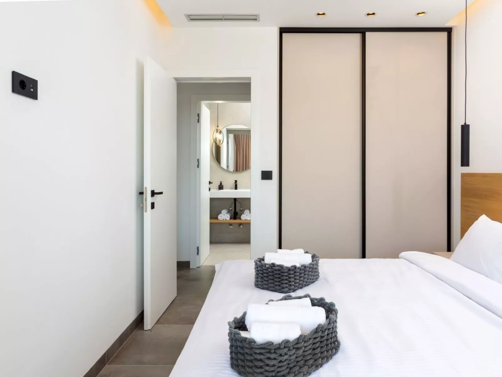 "A'more Bijeca" direkt am Strand-Binnen