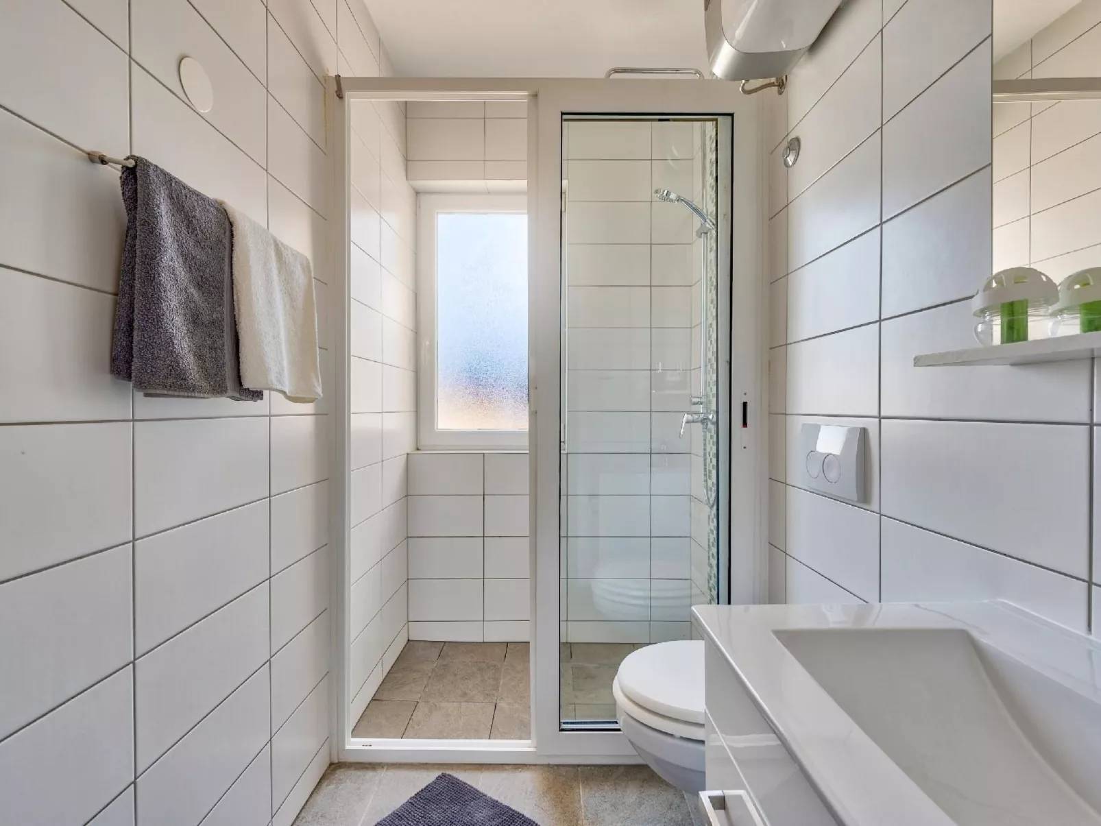 Villa mit Garten, Grill und Terrasse-Binnen