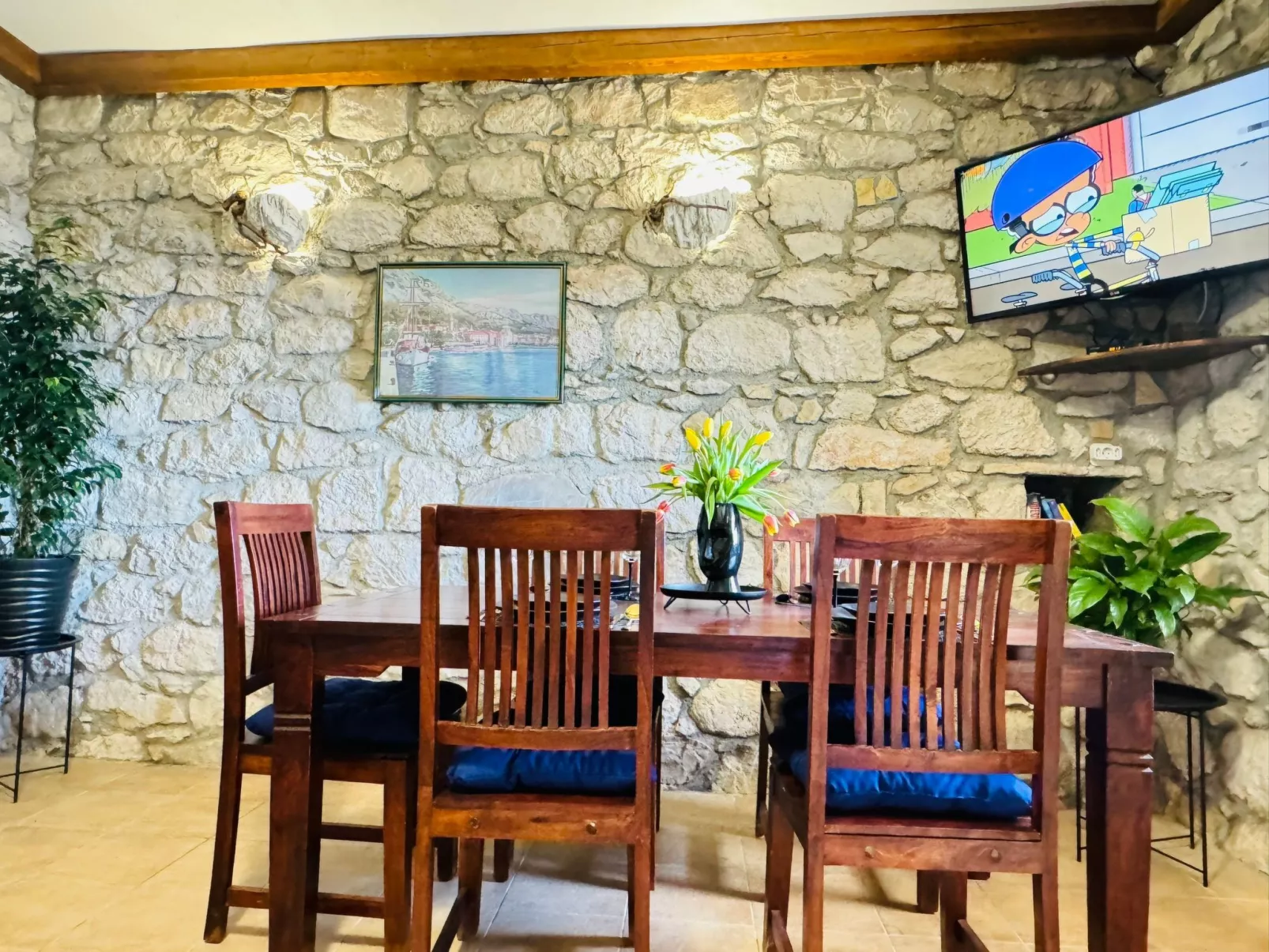 Haus Prezenca-Binnen