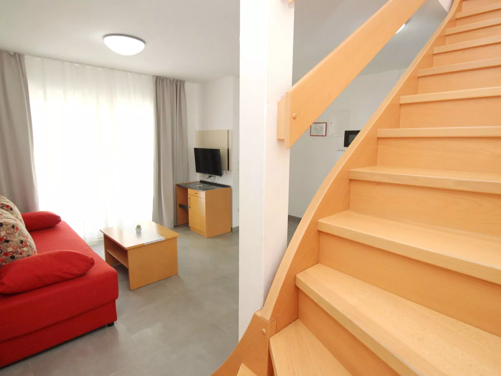 Corinthia 5 - Binnen