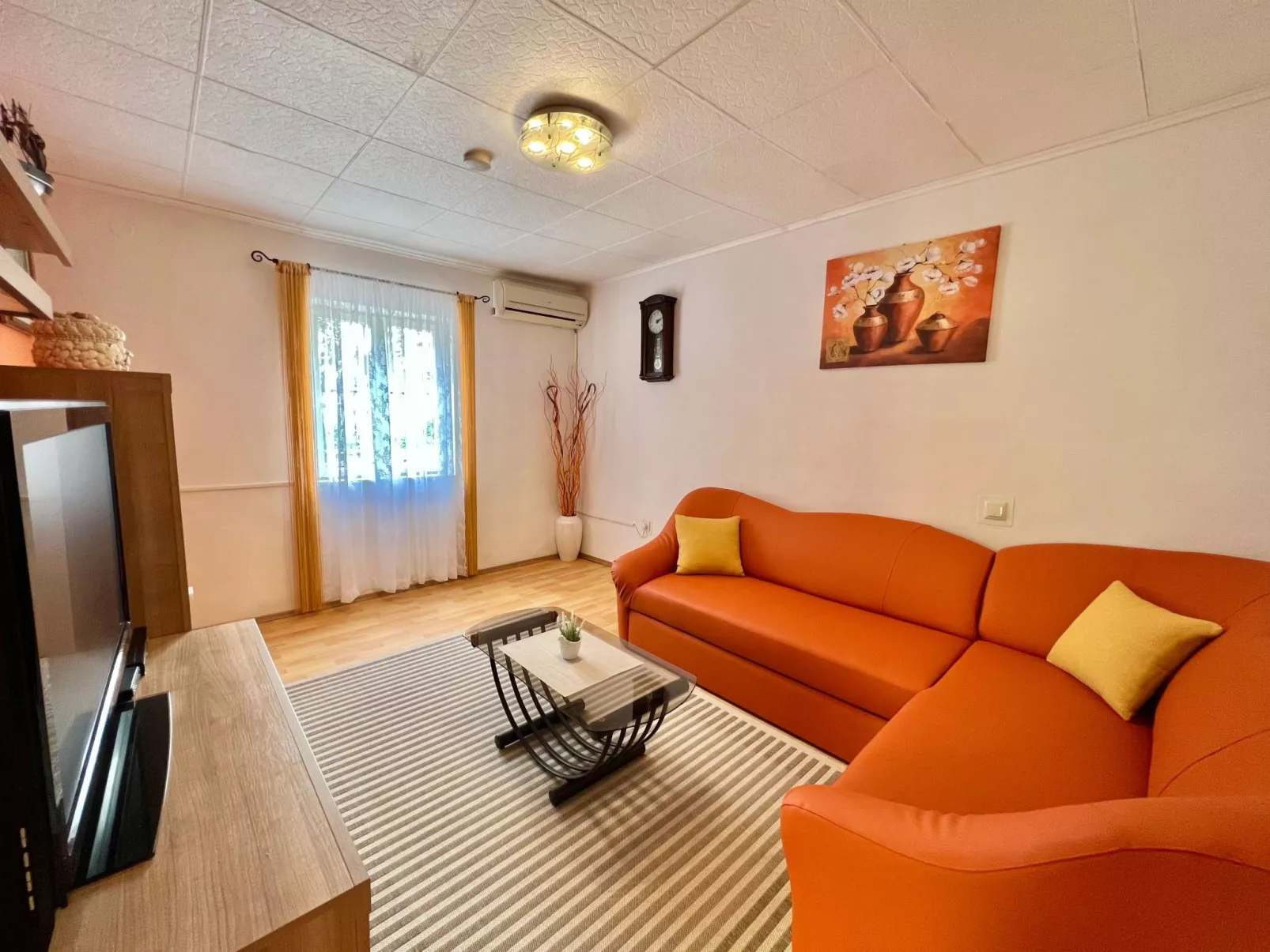 Mit eigenem Garten und Grill-Binnen