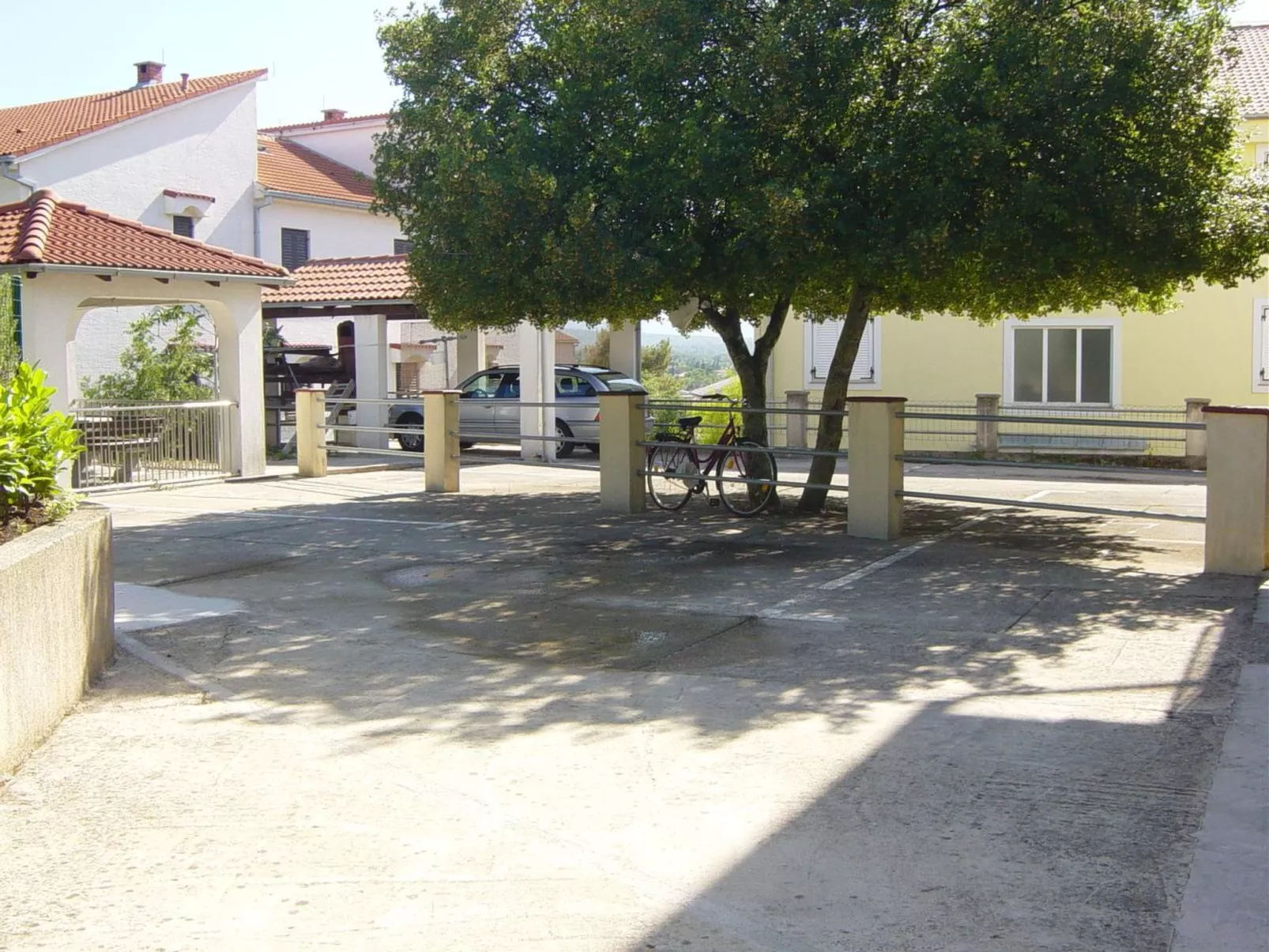 Schöne moderne und voll ausgestattete Wohnung.-Buiten