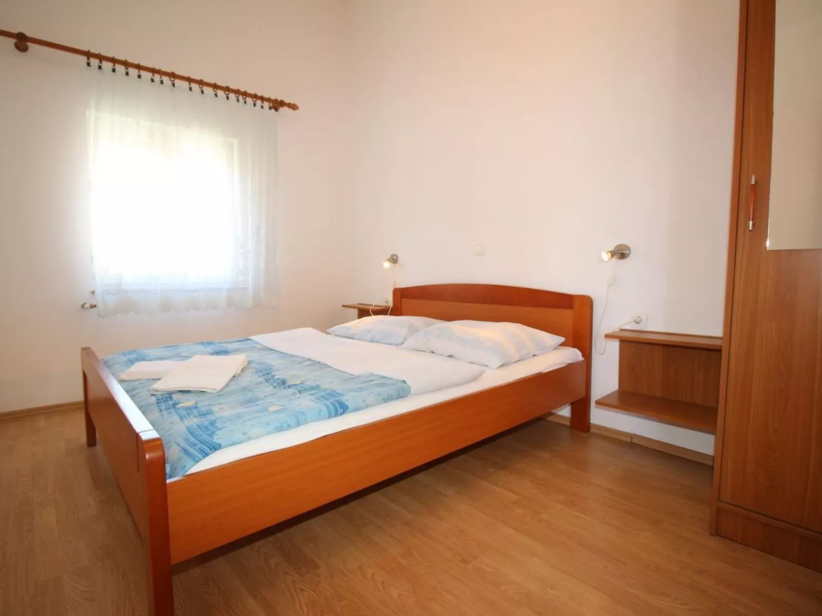 In Baška mit Eigenem Balkon-Binnen