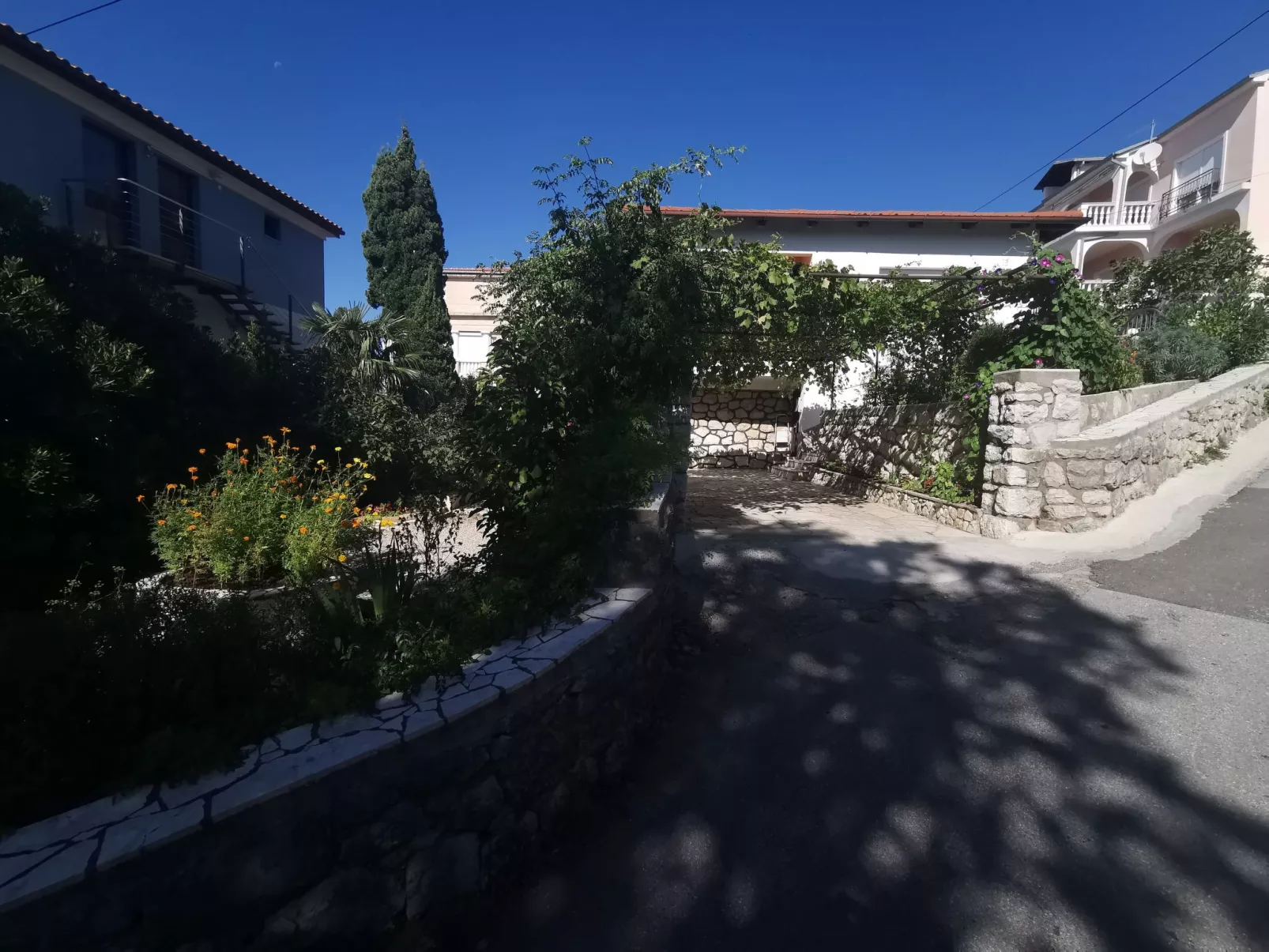 Wohnung für 7 Personen, 100m vom Strand-Buiten