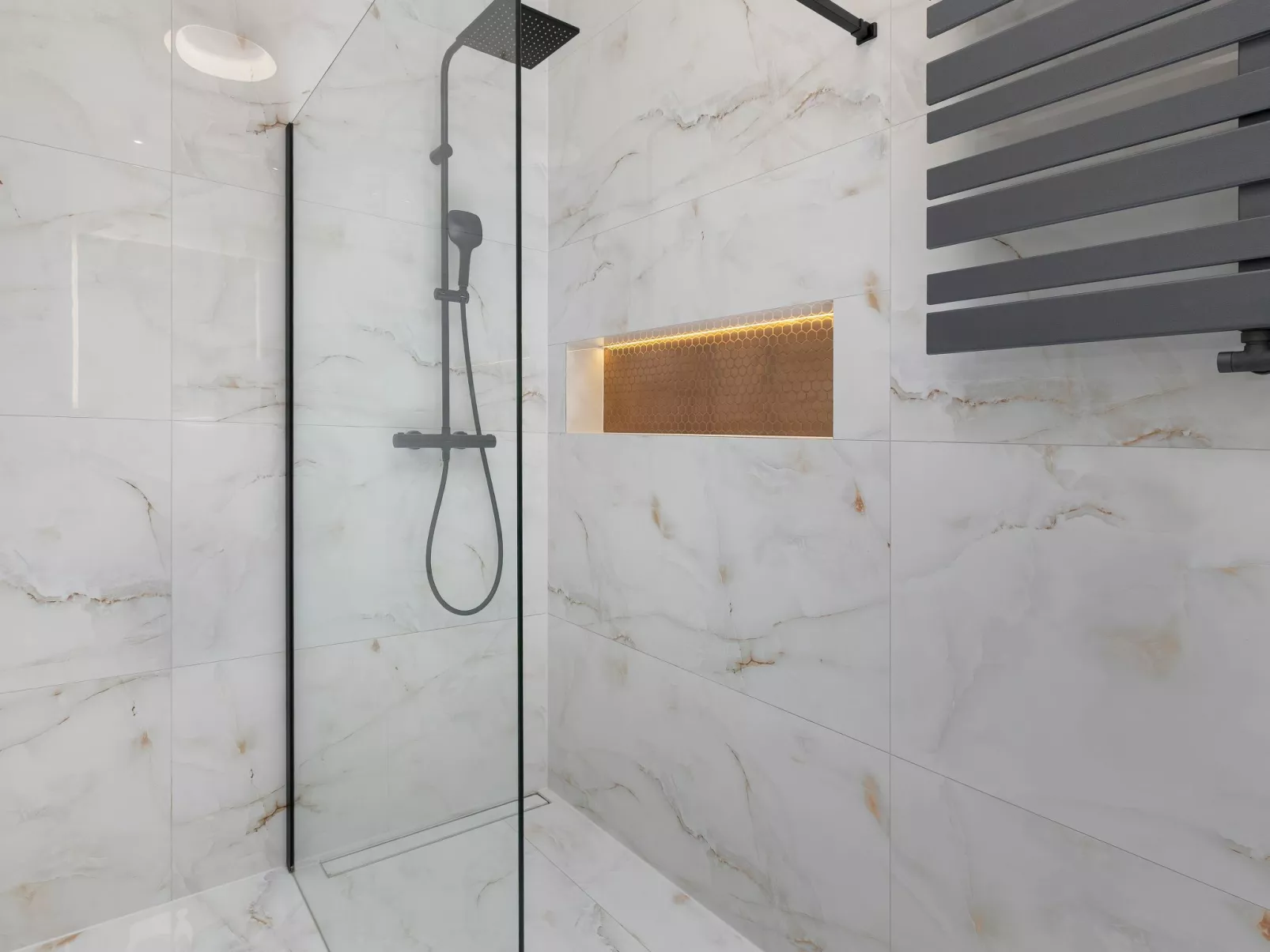 "Platan Tower 113"-Image-tags.info