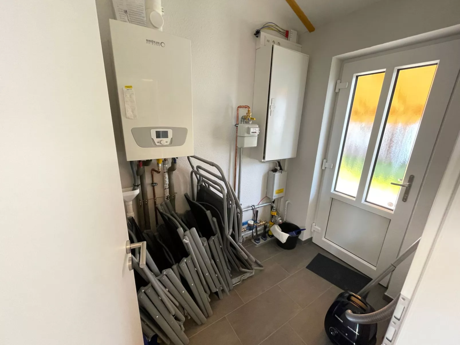 G11 Eingezäuntes Neubau-Haus in Eckwarderhörne-Binnen