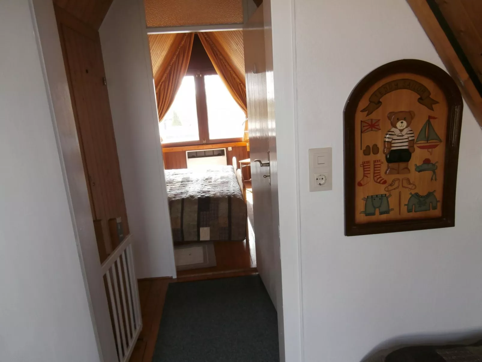 Uriges Ferienhaus mit Garten und Grill-Binnen