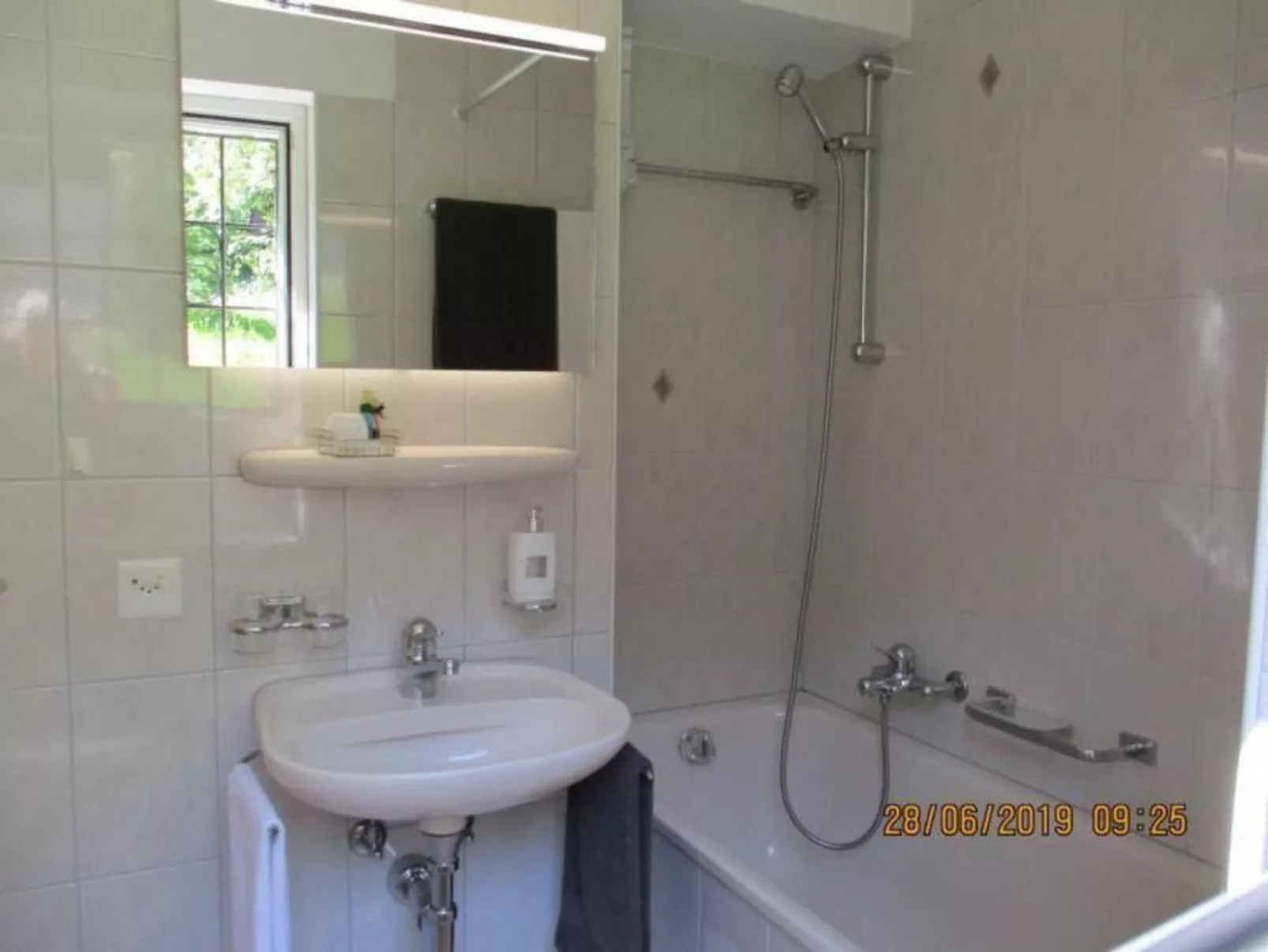 Chesa Basilisk 1 - ÖV inklusive-Binnen