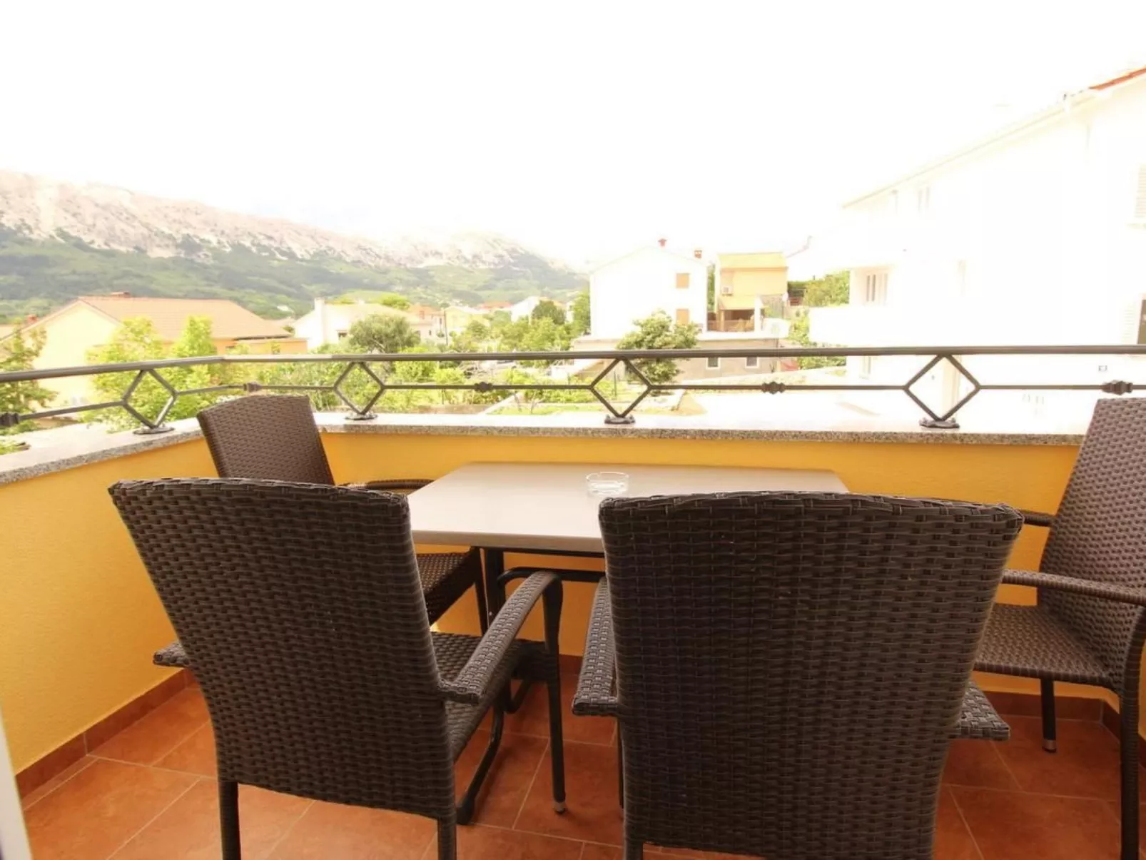 Gorica II A2+1 br.5-Buiten