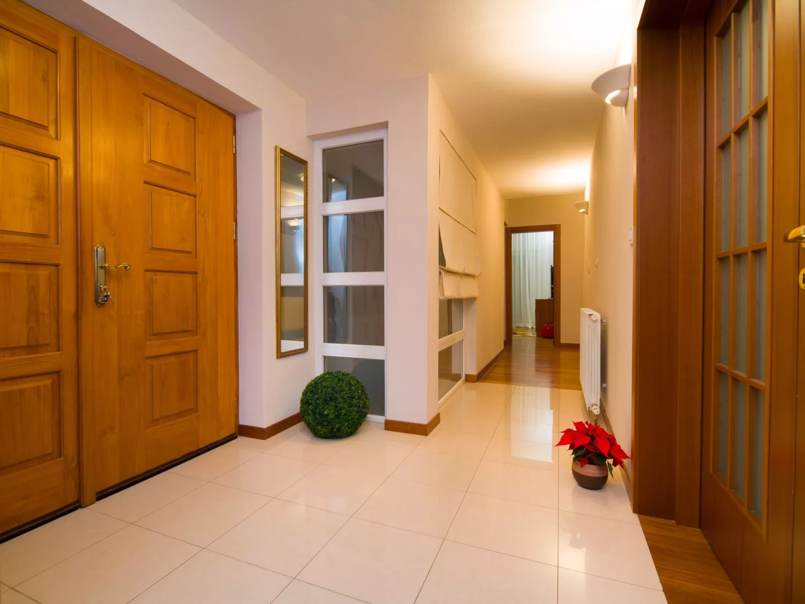 Ferienvilla mit Garten, Grill und Terrasse-Binnen