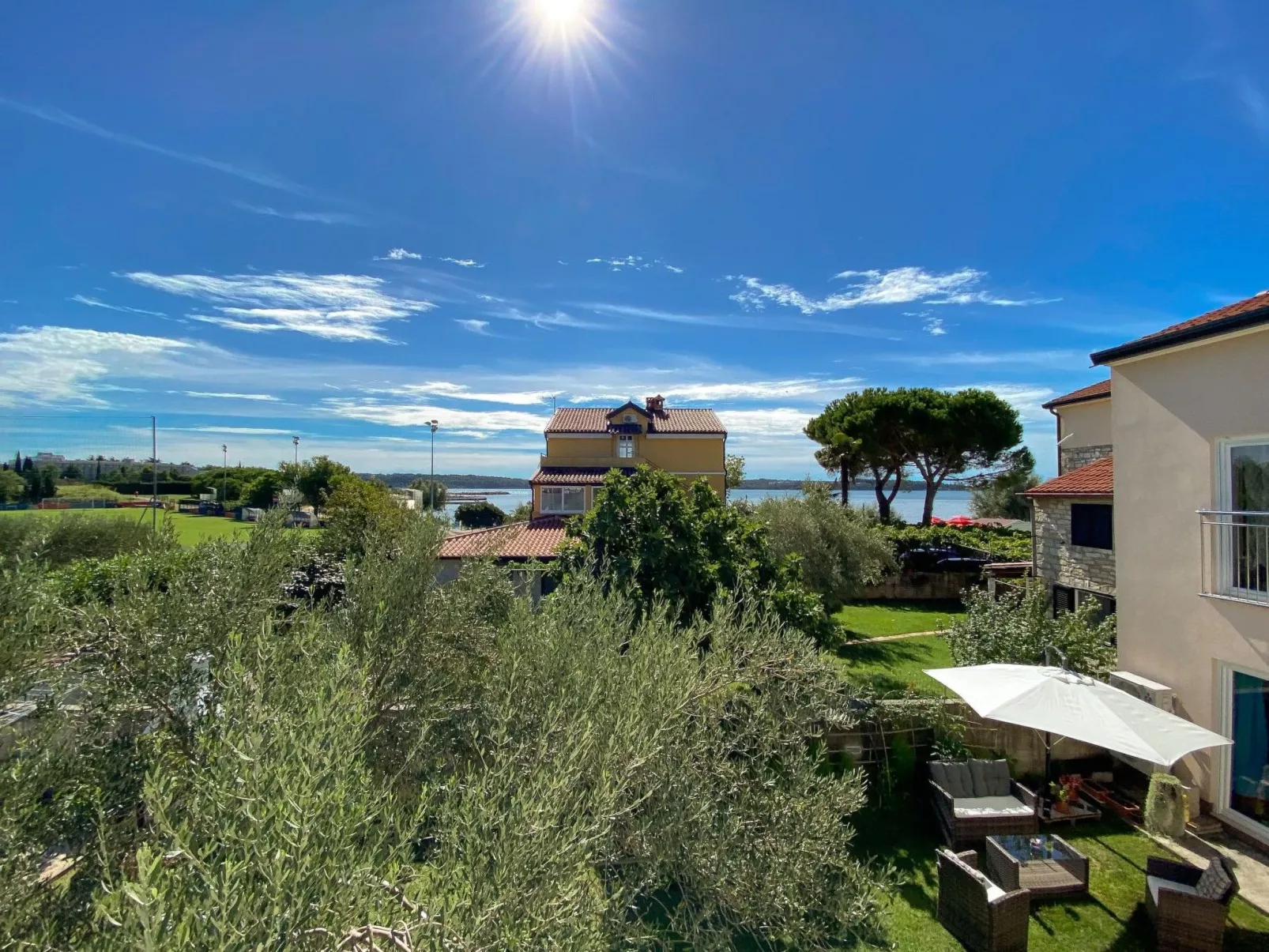 Für 6 Personen ca. 55 m&sup2; in Novigrad, Adriaküste Kroatien (Westküste von I-Buiten