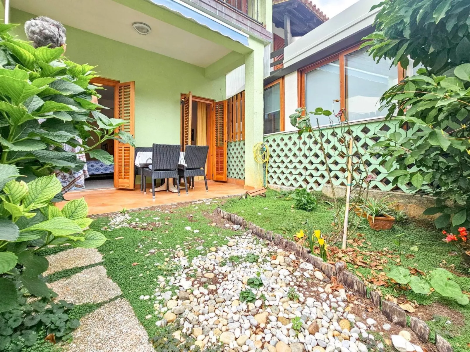 Mit Blick auf das Wasser-Image-tags.info