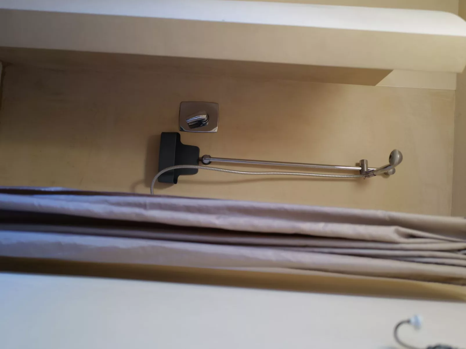 Schiefer Blick, Wohnung mit Terrasse und Balkon-Image-tags.info