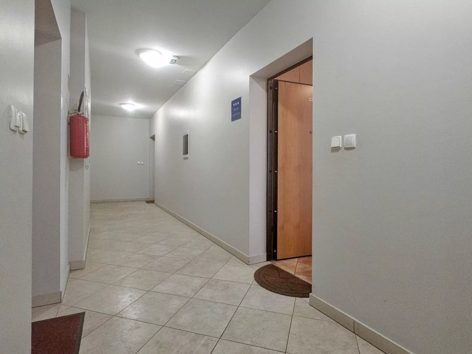 Wohnung "Senka" direkt am Strand-Binnen