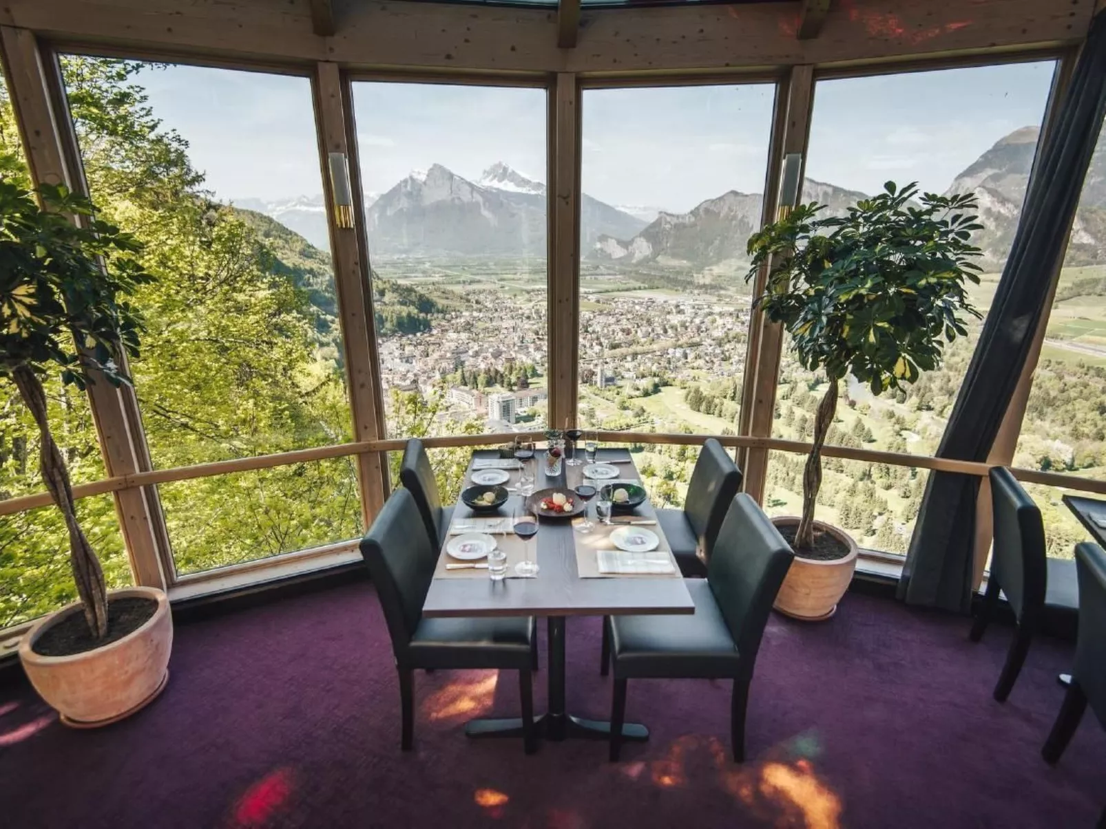 Ganzes Schloss Hotel Wartenstein inkl. Restaurant-Image-tags.info