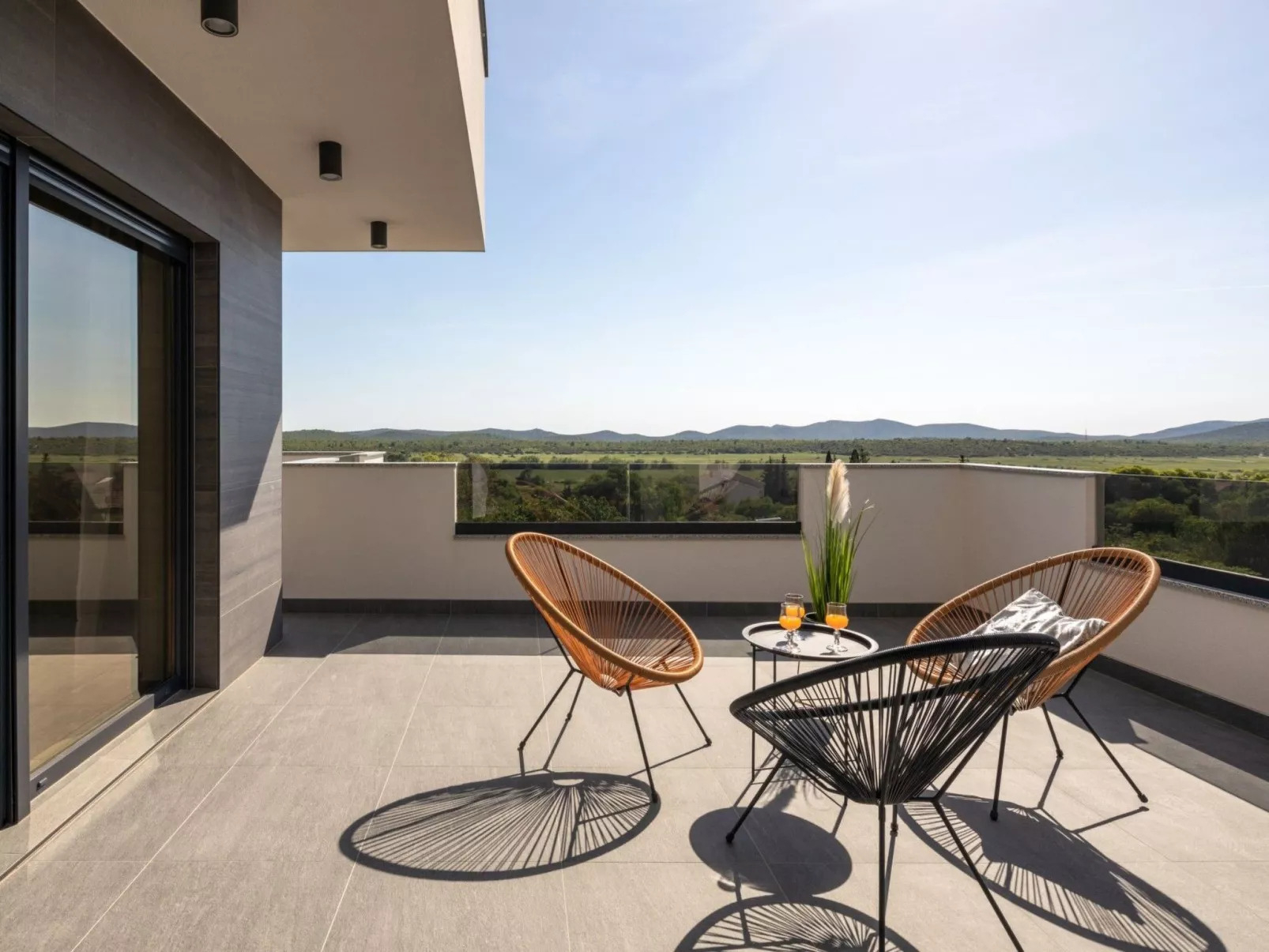 Villa Bura mit Pool und tollem Ausblick-Buiten