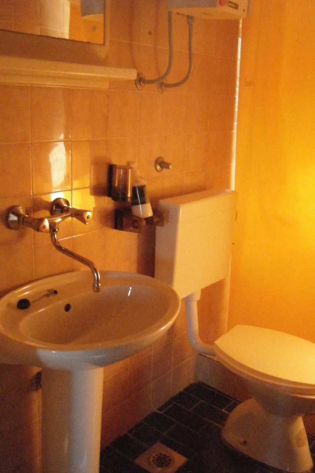 "Antun" am Strand-Image-tags.info