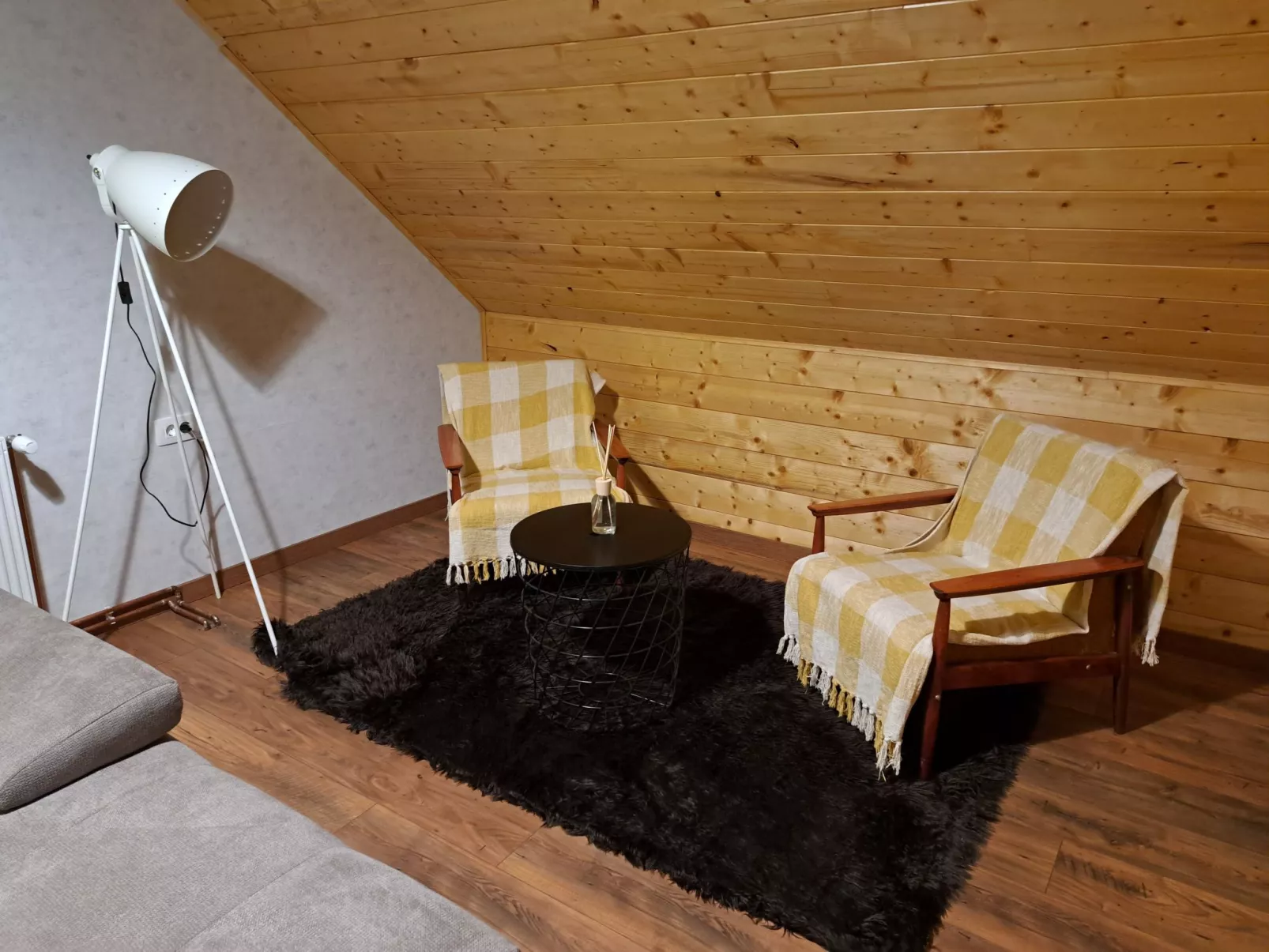 Haus in Sleme Skradsko mit Whirlpool und Parkplatz-Binnen