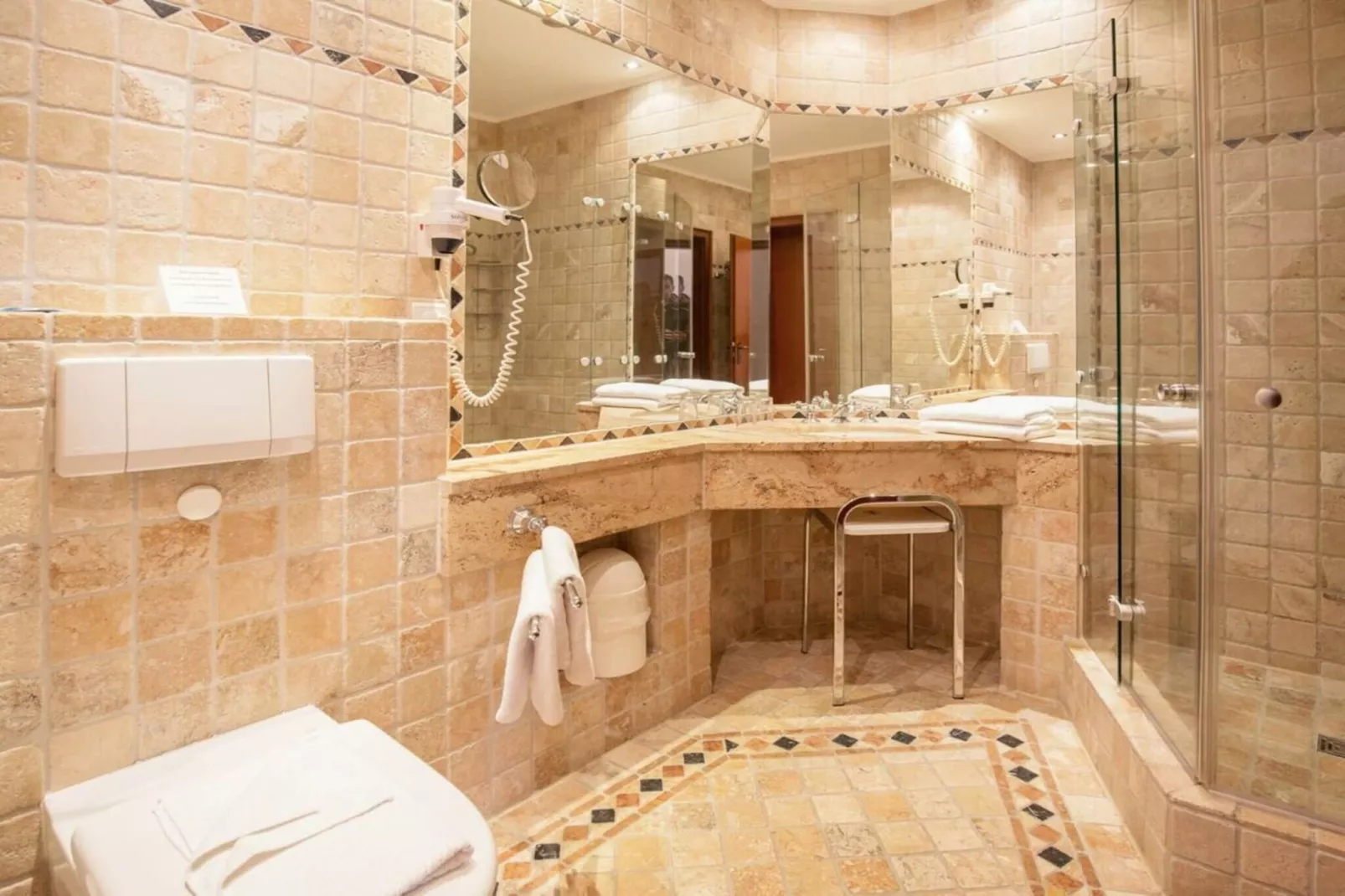 379590-Badkamer