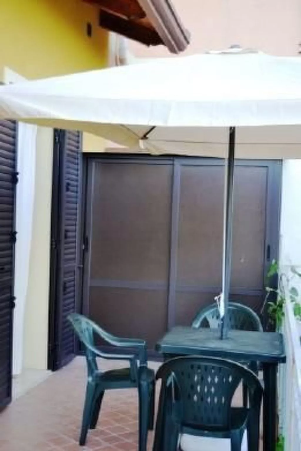 Mit Terrasse, Garten und Grill-Buiten