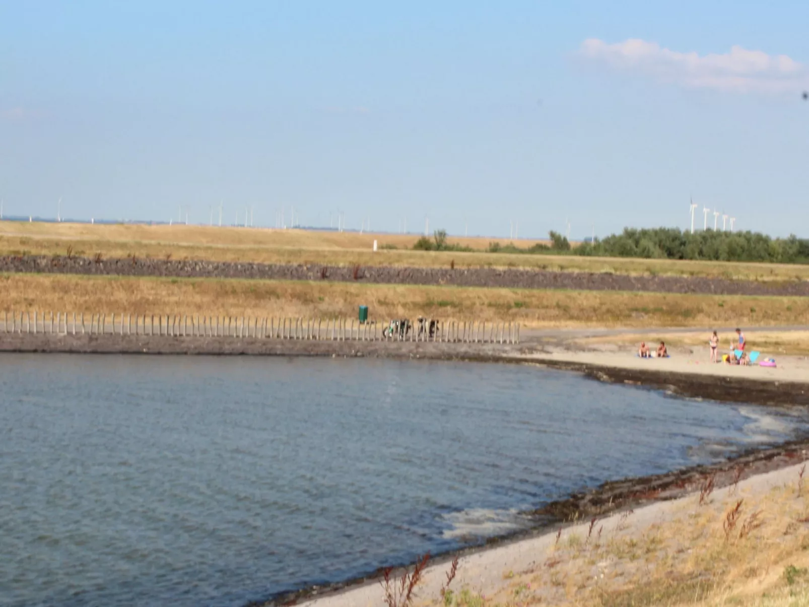 "Buurtweg221" mit Schwimmbad-Buiten