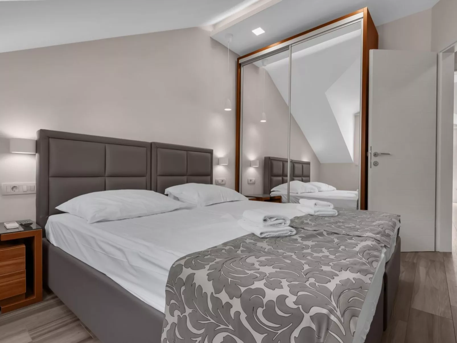 Brotis - apartment with sea view-Binnen