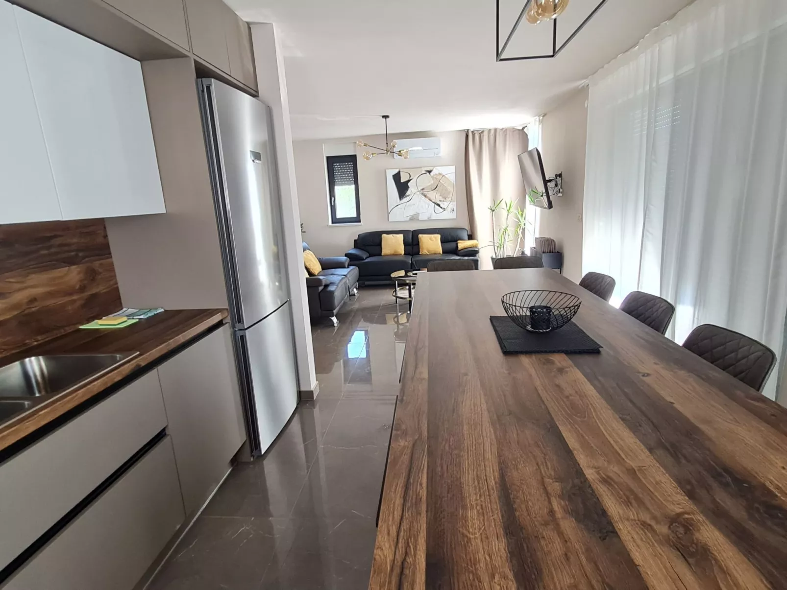 Villa "Val 21" mit Pool, Fitness und Sauna-Image-tags.info