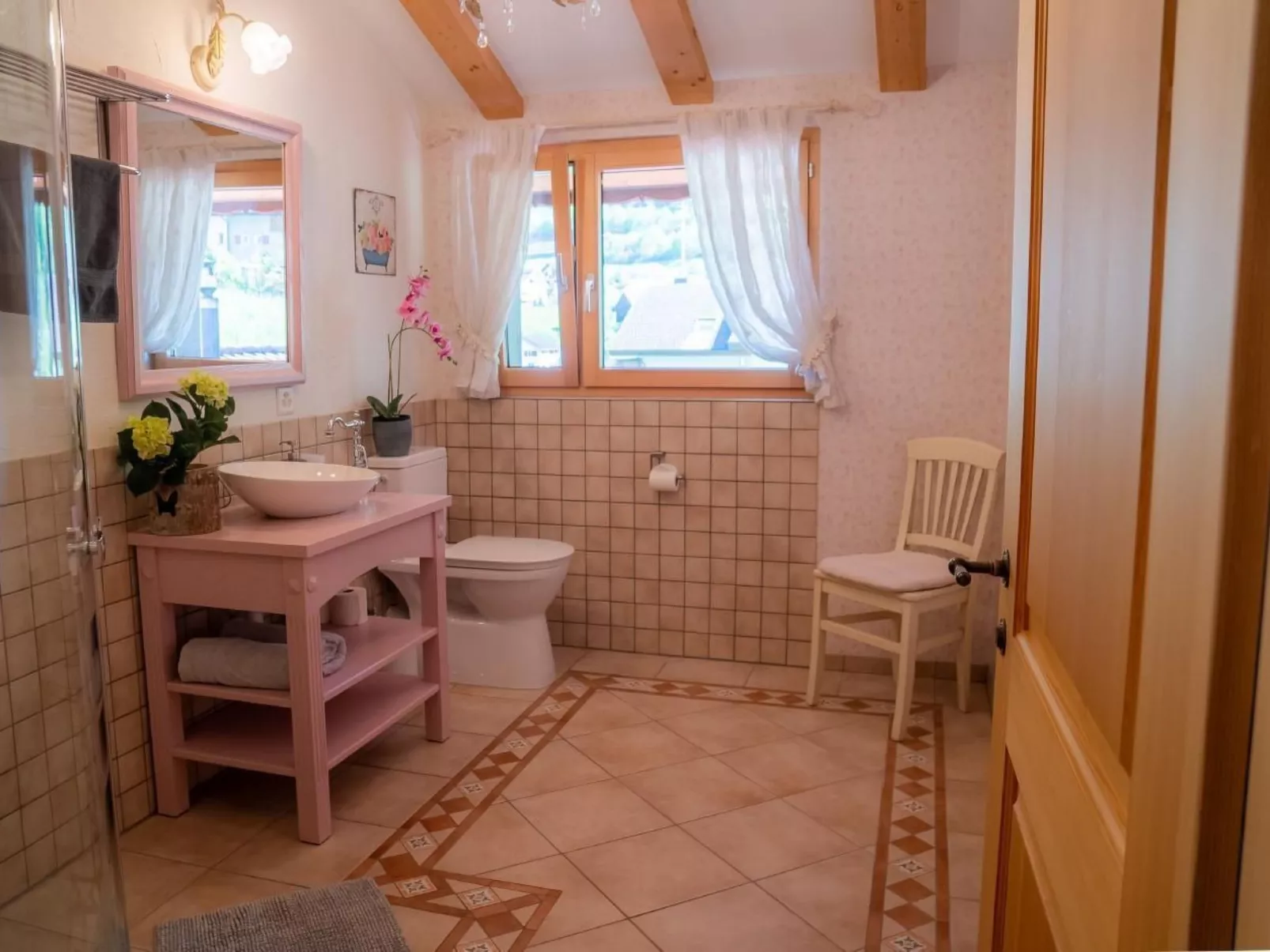 Luxuriöses Chalet - Walensee - Schwimmbad - Sauna-Binnen