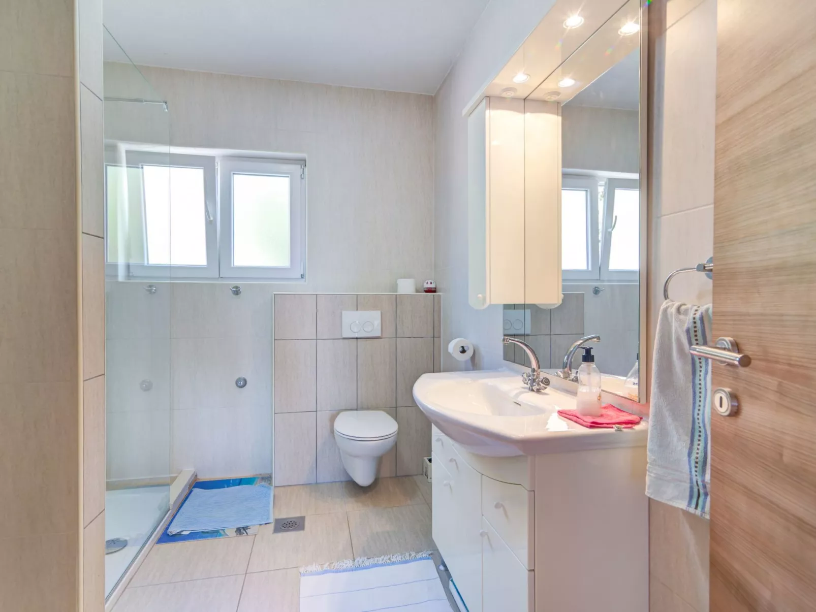 Wohnung für 6 Personen mit Panoramablick aufs Meer-Binnen