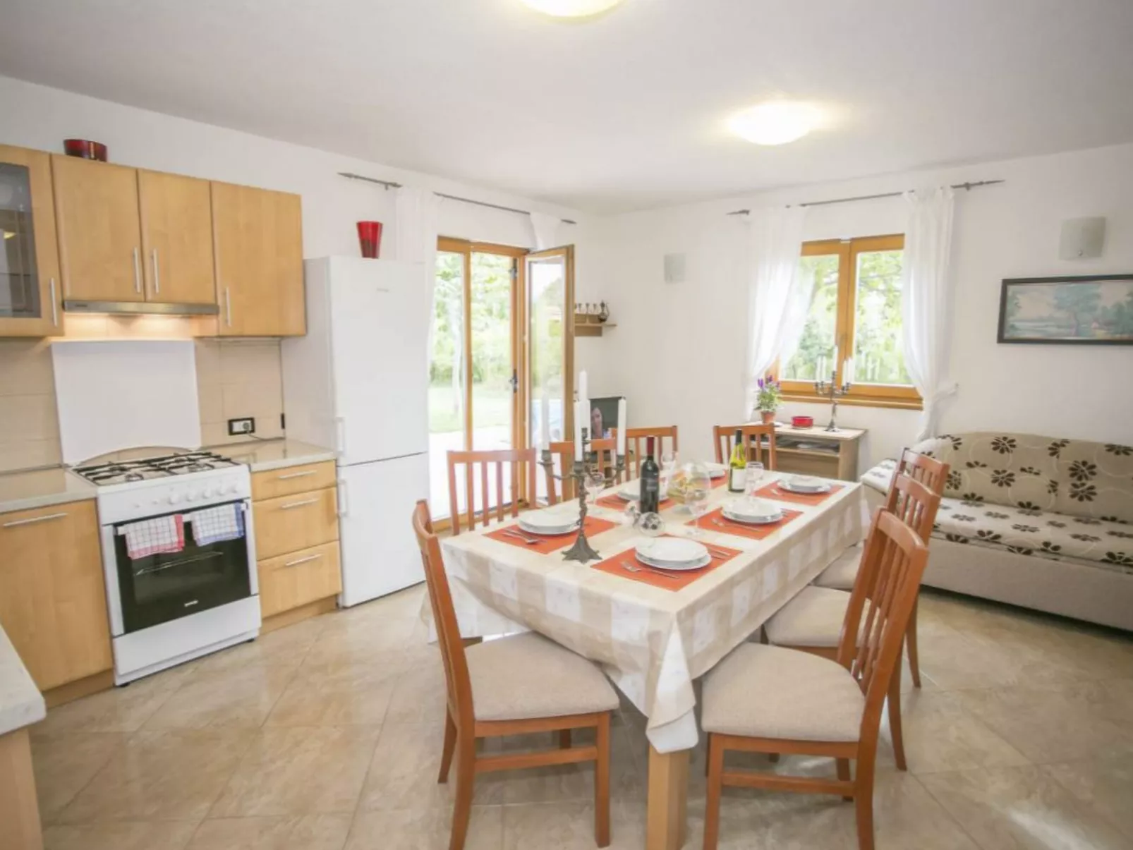 Haus Valmonida-Binnen