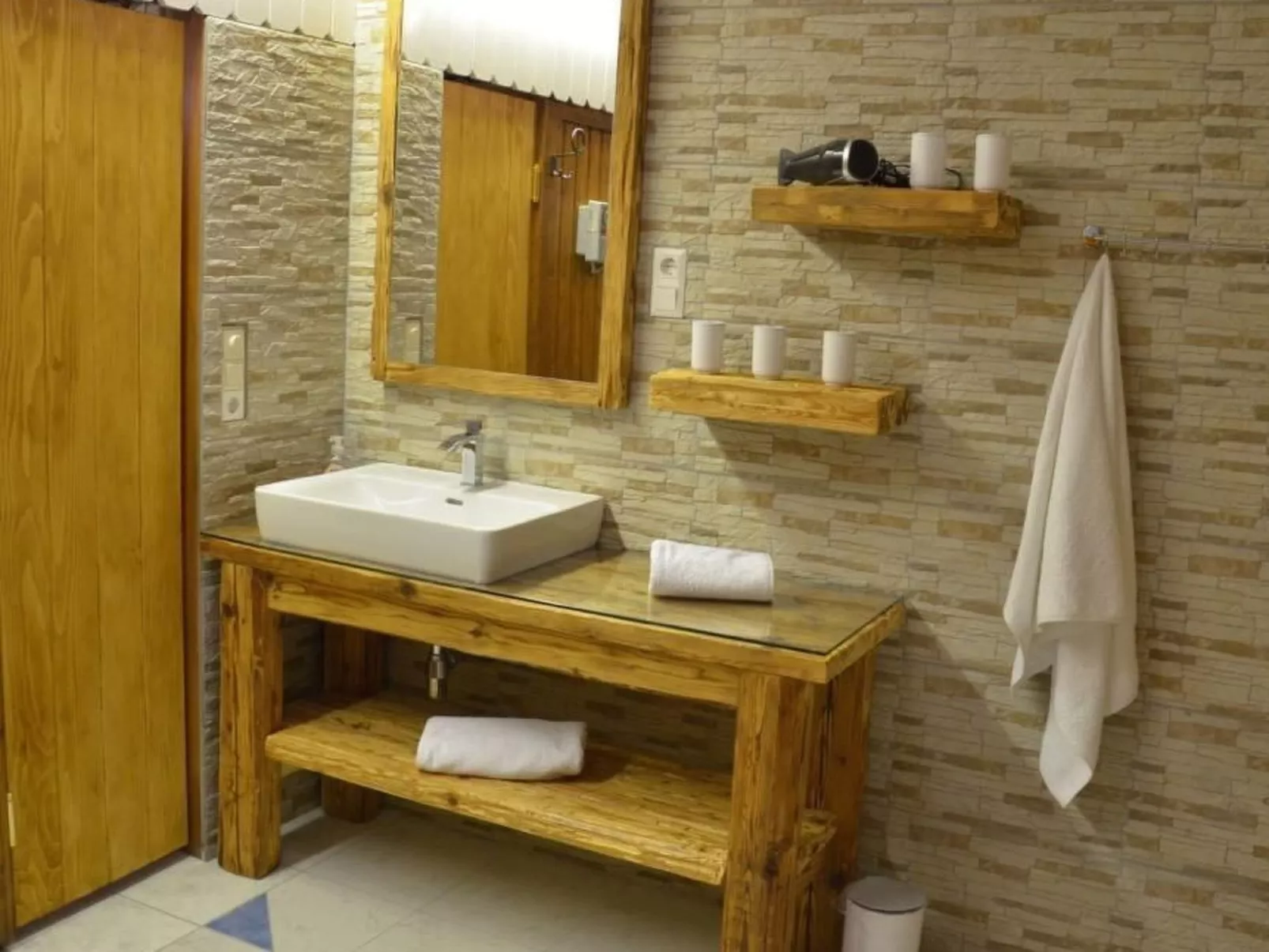 Almhaus am Hohenwart-Binnen