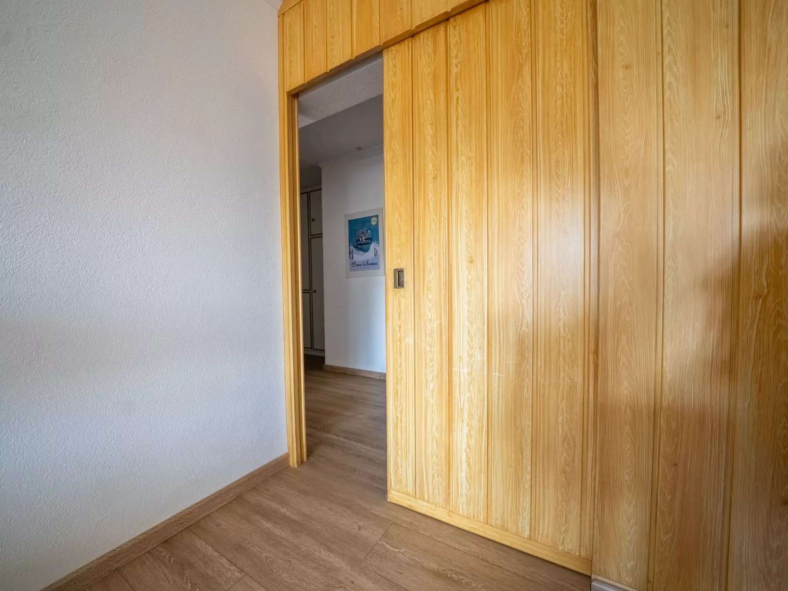 Wohnung mit Blick auf die Berge-Binnen