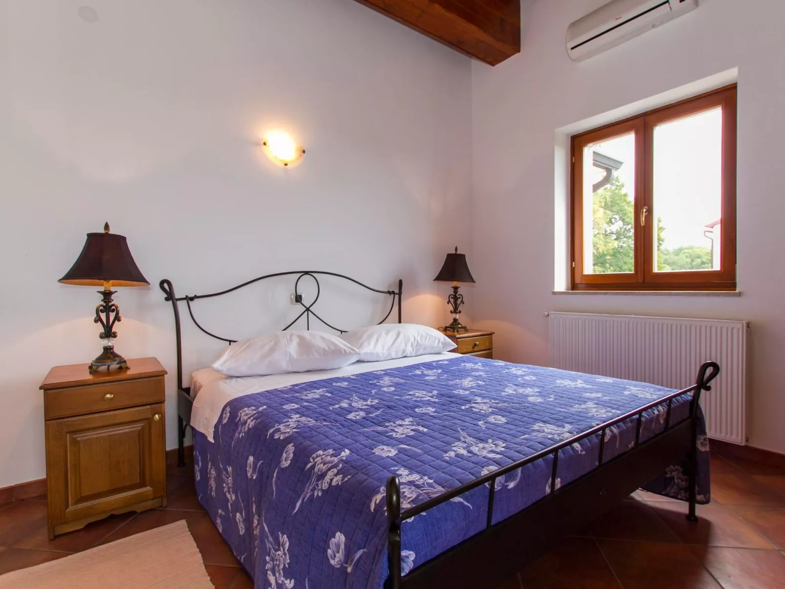 Villa Marina, mit Zugang zu zwei Gemeinschaftspools-Binnen