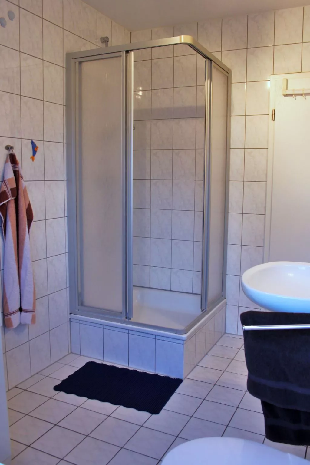 Strandnahe Wohnung mit Terrasse und Parkplatz-Binnen